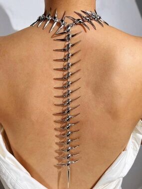 Silver Spine Back Chain Necklace